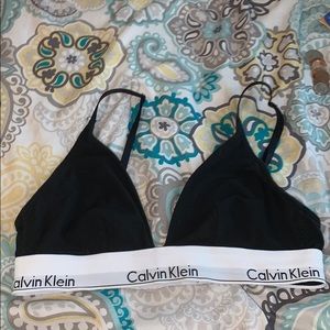 almost new calvin klein bra